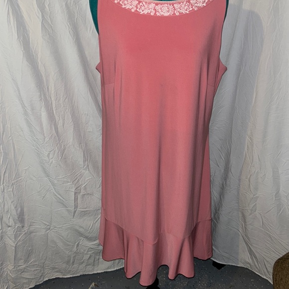 White House Black Market Dresses & Skirts - White House Black Market sleeveless dress. Size XL NWT. Beautiful rose color